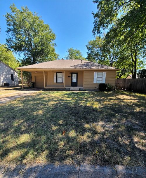 3106 Cedar Park Blvd, Richland Hills, TX, 76118-6301 | Card Image