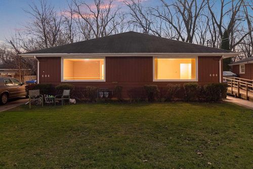 604 Knight Avenue, NEENAH, WI, 54956 | Card Image