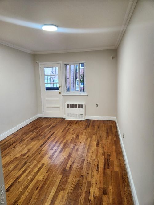 2-7133 Caldwell Ave, Maspeth, NY, 11378-2616 | Card Image