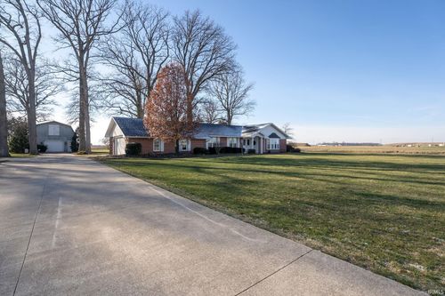 20534 Woodburn Road, Woodburn, IN, 46797 | Card Image