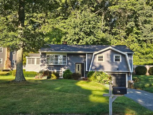 2 Saddleback Hill Rd, Bellingham, MA, 02019-1625 | Card Image