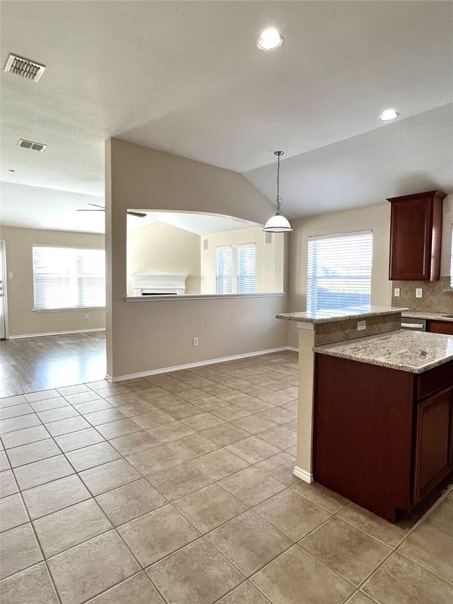 10409 Nelson Dr, House other with 3 bedrooms, 2 bathrooms and null parking in Benbrook TX | Image 8