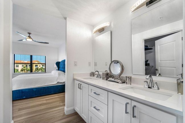 APT-401 - 300 Uno Lago Dr, Condo with 3 bedrooms, 2 bathrooms and null parking in Juno Beach FL | Image 21