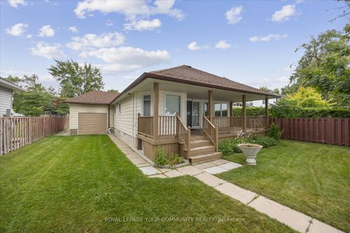 2762 Lone Birch Trail, Brechin, ON, L0K1B0 | Card Image
