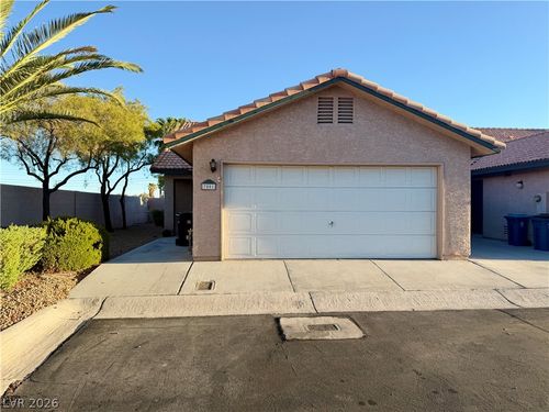 7001 Pindarri Way, Las Vegas, NV, 89145-0149 | Card Image