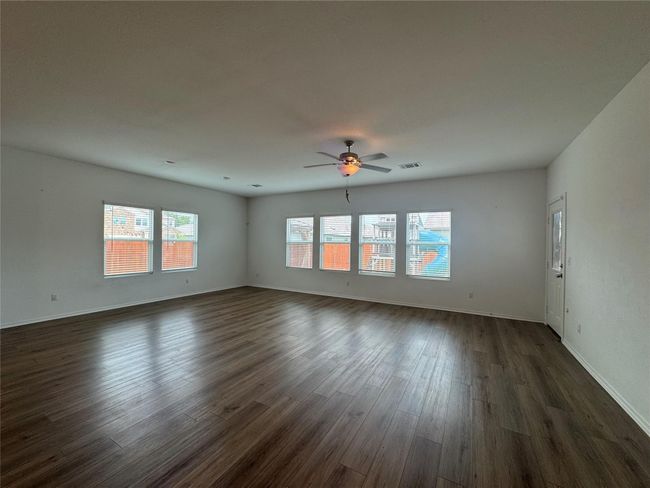 Family Room | Image 10