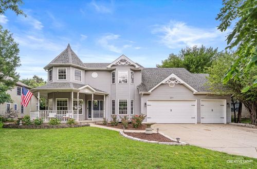 201 Willowwood Dr, Oswego, IL, 60543-7505 | Card Image
