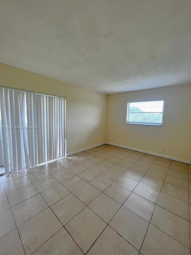 APT-308 - 8740 N Sherman Cir, Condo with 2 bedrooms, 2 bathrooms and null parking in Miramar FL | Image 9