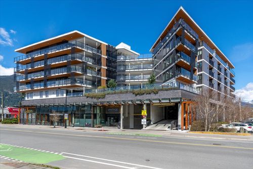 411-1365 Pemberton Ave, Squamish, BC, V8B1B7 | Card Image