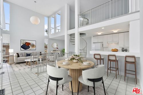 110 Fleet Street, Marina del Rey, CA, 90292 | Card Image