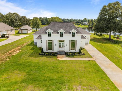 46 Long Lk, Carriere, MS, 39426-8117 | Card Image