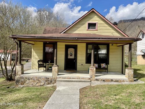 501 E Prospect St, La Follette, TN, 37766 | Card Image