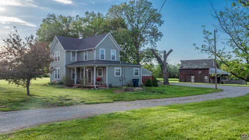 3448 Wyandotte Rd, Meriden, KS, 66512-9476 | Card Image