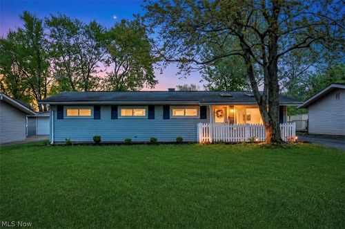 9143 Coventry Dr, Northfield, OH, 44067-1312 | Card Image