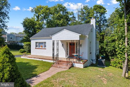3138 Clay Ave, FEASTERVILLE TREVOSE, PA, 19053-6636 | Card Image