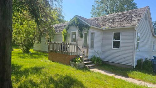 999 N Cass Avenue, Vassar, MI, 48768 | Card Image