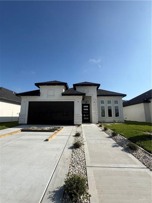 2113 W Olympia Ave, Mission, TX, 78573-3228 | Card Image