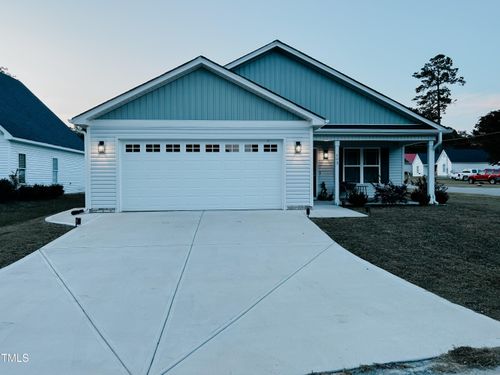 103 E Allen St, Four Oaks, NC, 27524-7402 | Card Image