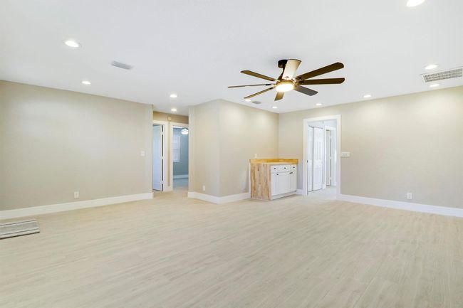222 Las Palmas St, House other with 4 bedrooms, 3 bathrooms and null parking in Royal Palm Beach FL | Image 4