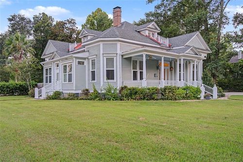 705 W Thomas St, Hammond, LA, 70401-3165 | Card Image