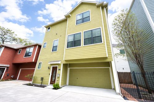 b-321 W 26th St, Houston, TX, 77008-2005 | Card Image