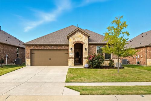 10705 Klondike Ln, Aubrey, TX, 76227-1022 | Card Image