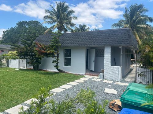 161 Ne 117th St, Miami, FL, 33161-6641 | Card Image