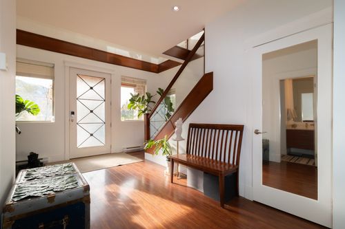 39010 Kingfisher Rd, Squamish, BC, V8B0S9 | Card Image