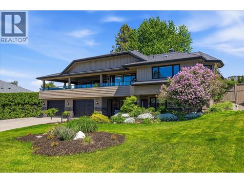 307 Stellar Dr, Kelowna, BC, V1W4K5 | Card Image