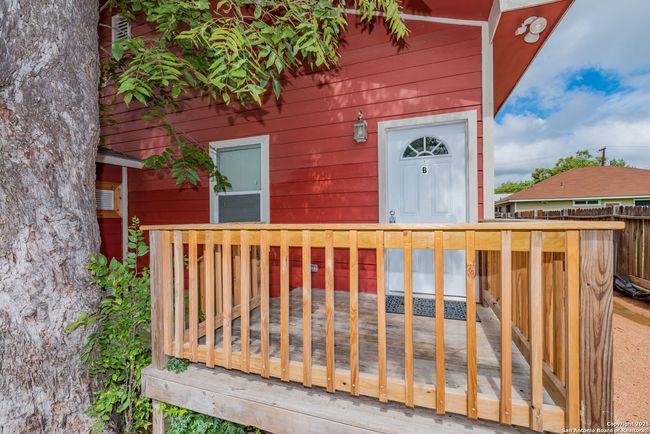 412 Warren St, House other with 7 bedrooms, 6 bathrooms and null parking in San Antonio TX | Image 10