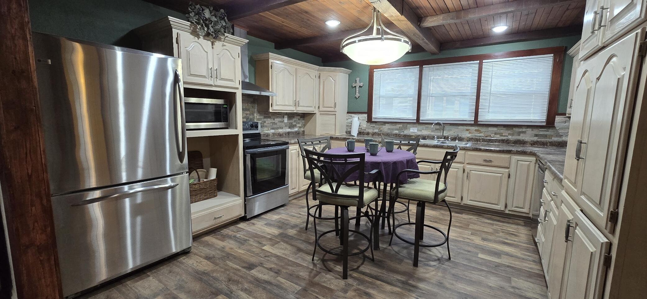 4th St, Thayer, MO 65791