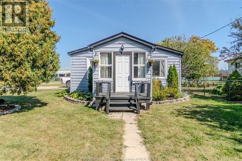 3302 Riberdy Rd, Windsor, ON, N8W3V2 | Card Image