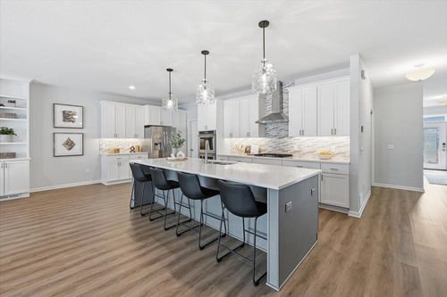 17908 Greenwich Way, Lakeville, MN, 55044-5043 | Card Image