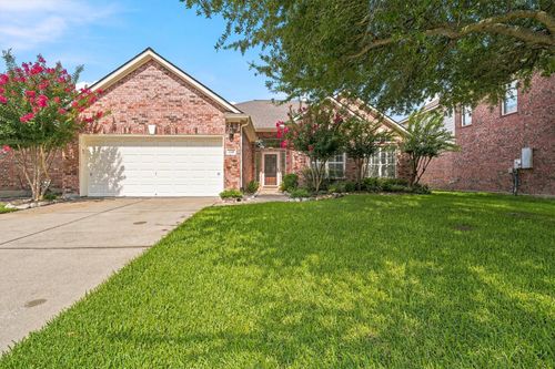 539 Green Cedar Dr, League City, TX, 77573-3966 | Card Image