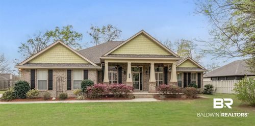704 Edinburgh Ave, Foley, AL, 36535-5515 | Card Image