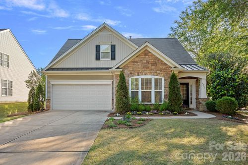6902 Saranac Ln, Matthews, NC, 28105-6794 | Card Image