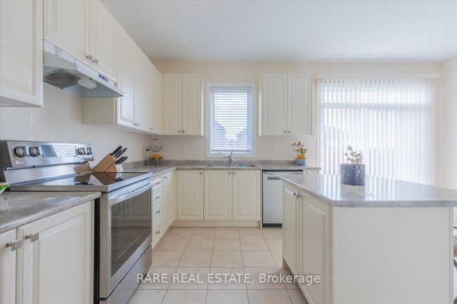 82 Rugman Cres, House other with 4 bedrooms, 4 bathrooms and 4 parking in Springwater ON | Image 10