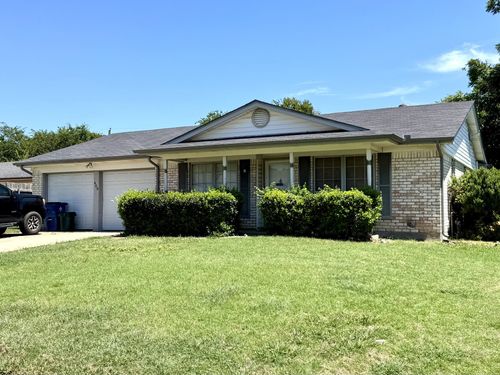 408 Nw Douglas St, Burleson, TX, 76028-3547 | Card Image