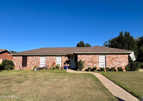 230 Van Doren St, Pearl, MS, 39208-3834 | Card Image