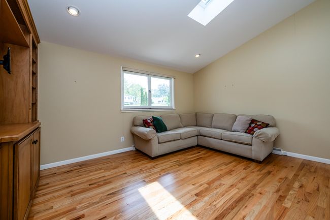2310 Riverbend Dr, House other with 3 bedrooms, 4 bathrooms and null parking in Benton Harbor MI | Image 17