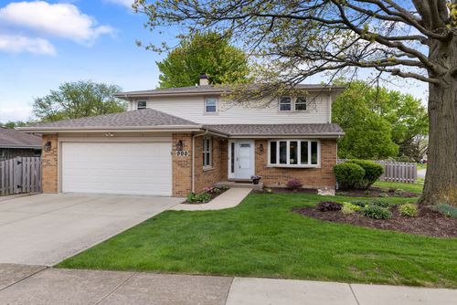 900 Dearborn Cir, Carol Stream, IL, 60188-9312 | Card Image