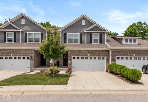 14442 Treasure Creek Ln, Fishers, IN, 46038-0588 | Card Image