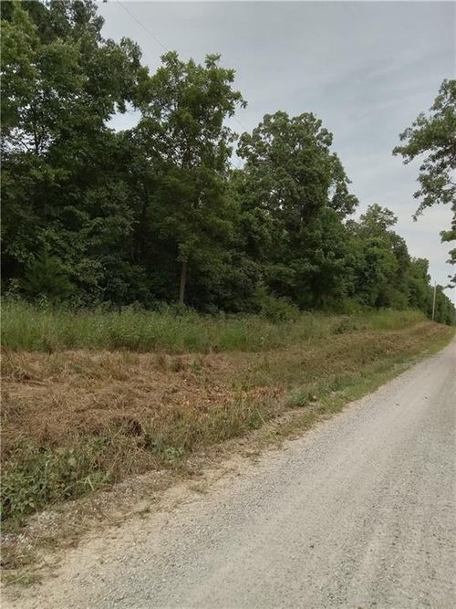 11749 Se 451 Rd, Collins, MO, 64738-6139 | Card Image
