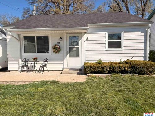 1032 E 12th St, Fremont, NE, 68025-4343 | Card Image