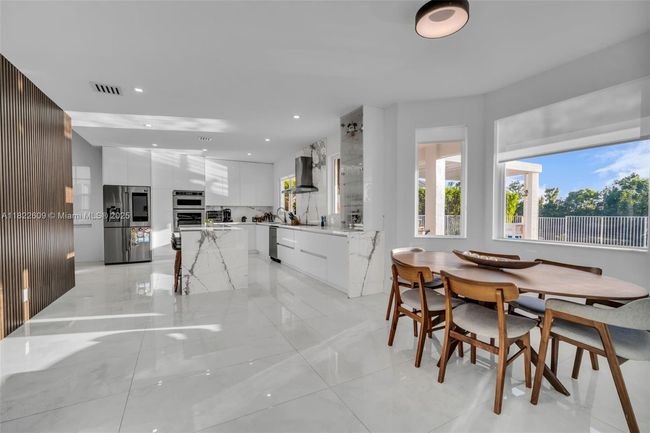 942 Lavender Cir, House other with 4 bedrooms, 3 bathrooms and null parking in Weston FL | Image 32