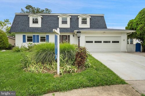 13106 Parkridge Cir, FORT WASHINGTON, MD, 20744-2827 | Card Image