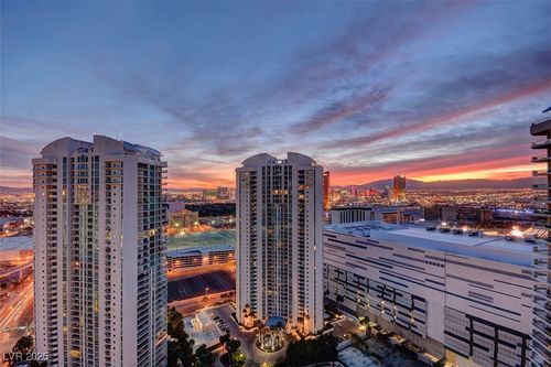 104-2877 Paradise Rd, Las Vegas, NV, 89109-5237 | Card Image