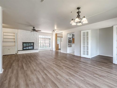 406 Hardy Dr, Edmond, OK, 73013-5171 | Card Image
