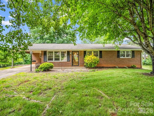 151 Woodside Dr, Forest City, NC, 28043-8246 | Card Image