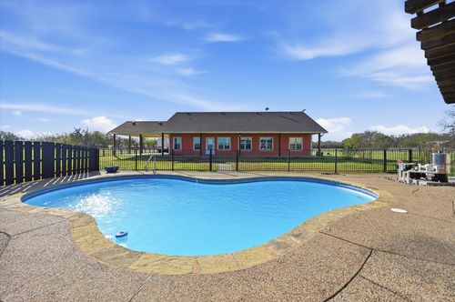 1616 Nash Howard Rd, Waxahachie, TX, 75165-7623 | Card Image